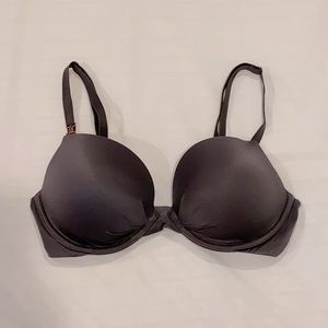 Fabulous by Victoria’s Secret Plunge Bra